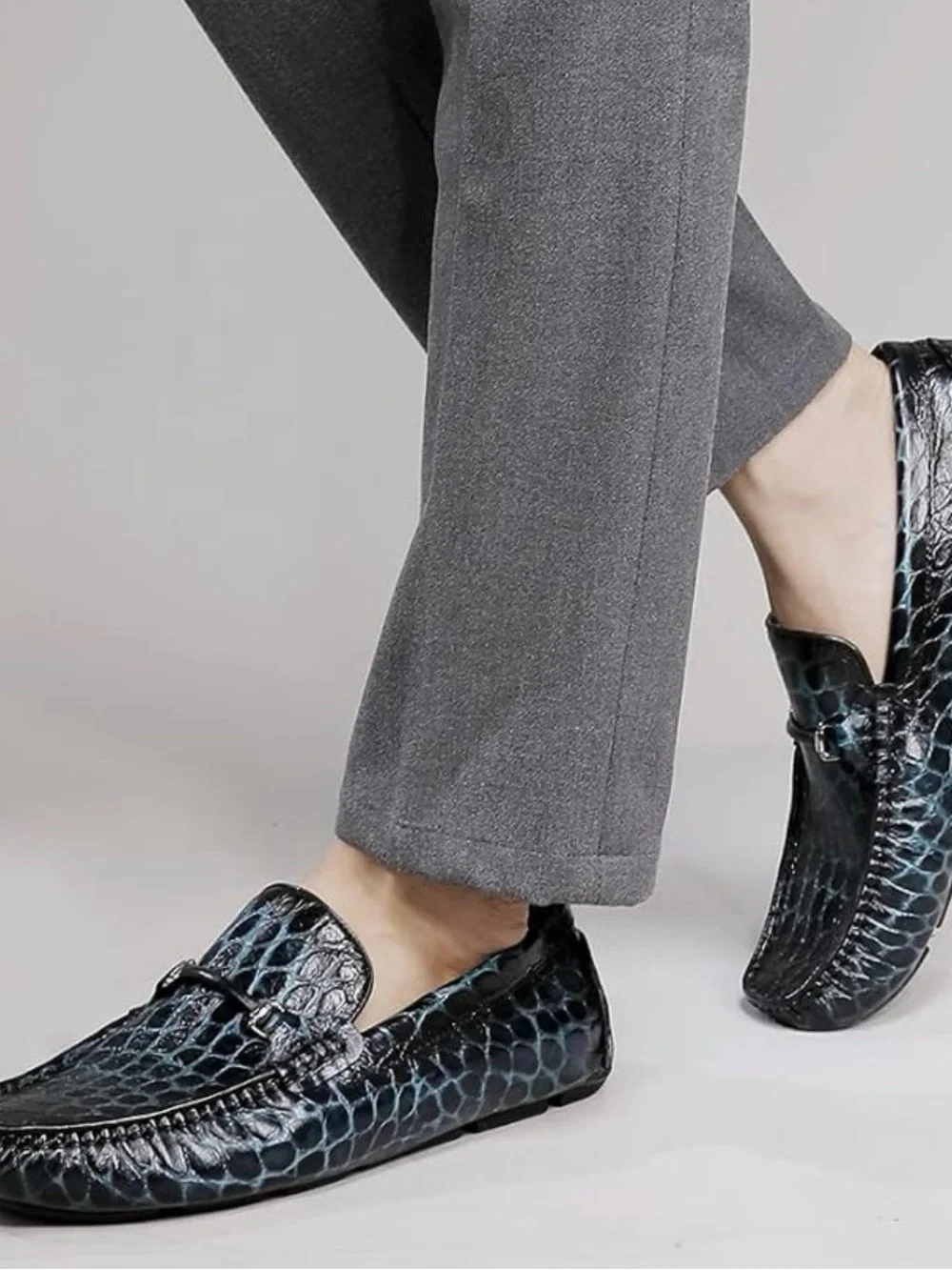 Men's Black Croc-Embossed Leather Loafers